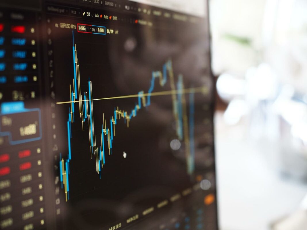 Top 5 des Exchange pour acheter du Ripple le moins de commissions - pixabay - blur-g36670acbf_1280